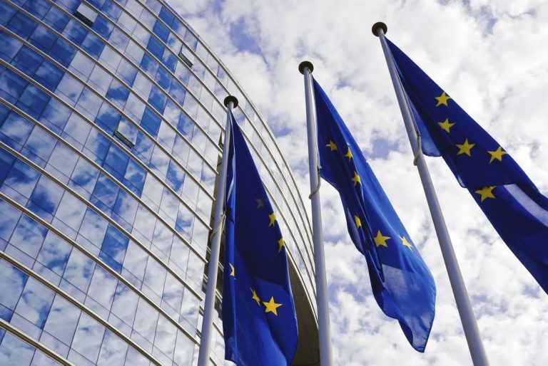 μεγαλύτερη παραγωγή στην Ευρώπη Κάθετη και έντονα επικριτική χαρακτηρίστηκε η ανακοίνωση της Ένωσης Ευρωπαϊκών Ασφαλιστικών Εταιρειών (Insurance Europe), σχετικά με τις προτάσεις της Ευρωπαϊκής Αρχής Ασφαλίσεων και Επαγγελματικών Συντάξεων (EIOPA) προς την Ευρωπαϊκή Επιτροπή αναφορικά με την αναθεώρηση του κανονιστικού πλαισίου Solvency II.