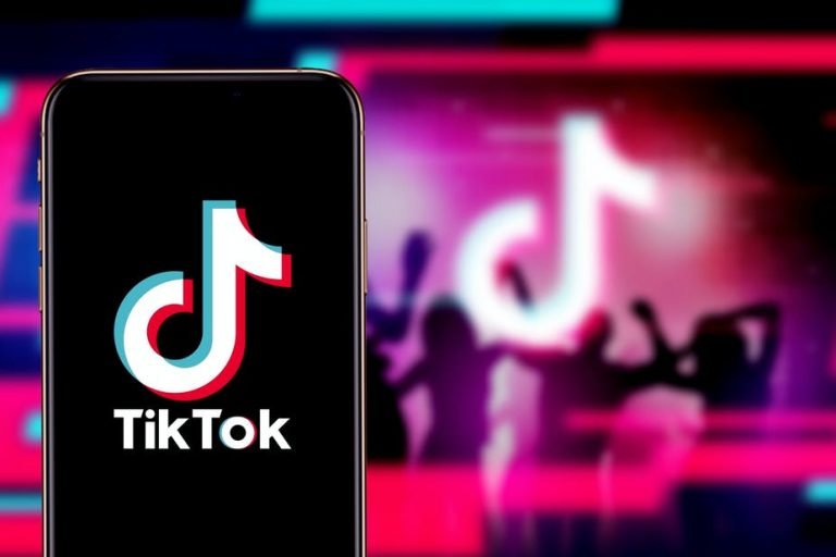 Το TikTok, η νέα δημοφιλής εφαρμογή της Κινέζικης εταιρίας τεχνολογίας ByteDance αντιμετωπίζει κατηγορίες για παράνομη λήψη προσωπικών δεδομένων από λογαριασμούς ευρωπαίων ανήλικων παιδιών και αιτήματα για αποζημιώσεις αξίας δισεκατομμυρίων δολαρίων από το Ανώτατο Δικαστήριο του Λονδίνου.