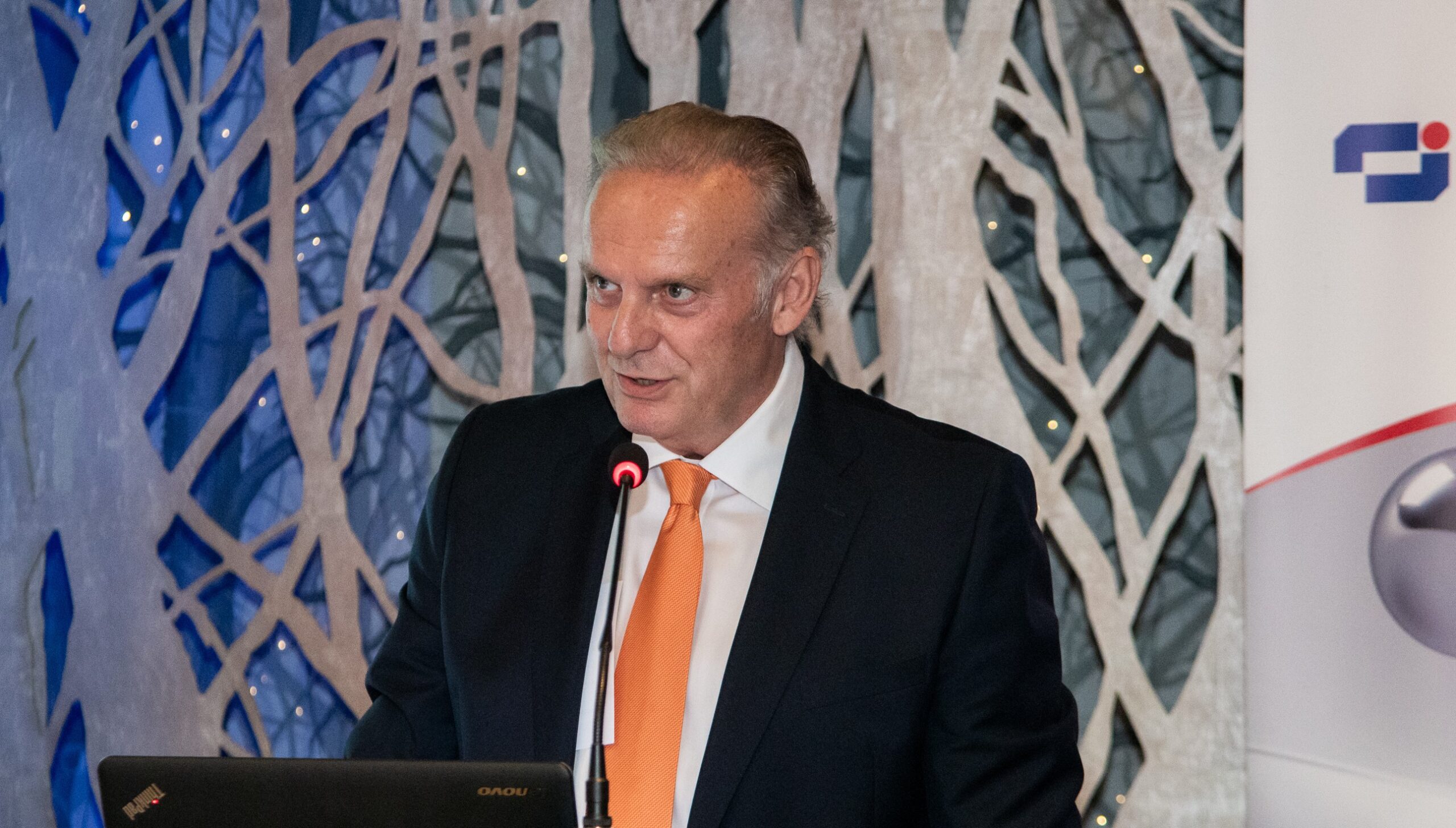Ιωάννης Παν. Βοτσαρίδης, Πρόεδρος και Διευθύνων Σύμβουλος INTERLIFE Α.Α.Ε.Γ.Α.
