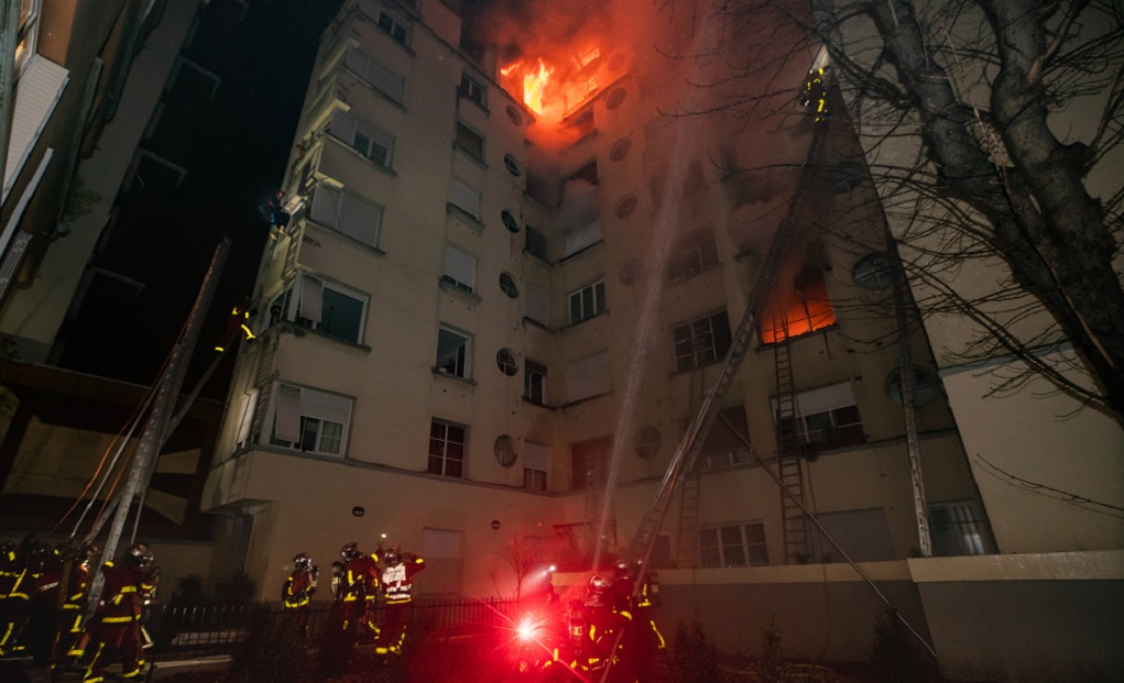 Ζημιές από πυρκαγιά σε πολυκατοικία συνεπεία εμπρησμού ακινητοποιημένου επί του οδοστρώματος και ανασφάλιστου οχήματος - Πώς θα κριθεί και θα αποζημιωθεί η περίπτωση αυτή;