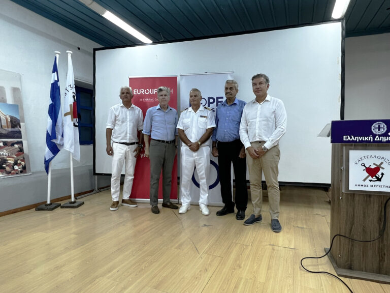 Το ακριτικό Καστελλόριζο επισκέφθηκαν στις 17 Σεπτεμβρίου η Eurolife FFH και η HOPEgenesis, με στόχο την ενημέρωση των οικογενειών του νησιού, και πιο συγκεκριμένα των ζευγαριών που επιθυμούν να φέρουν στον κόσμο τα παιδιά τους, για την υποστήριξη που μπορούν να τους προσφέρουν