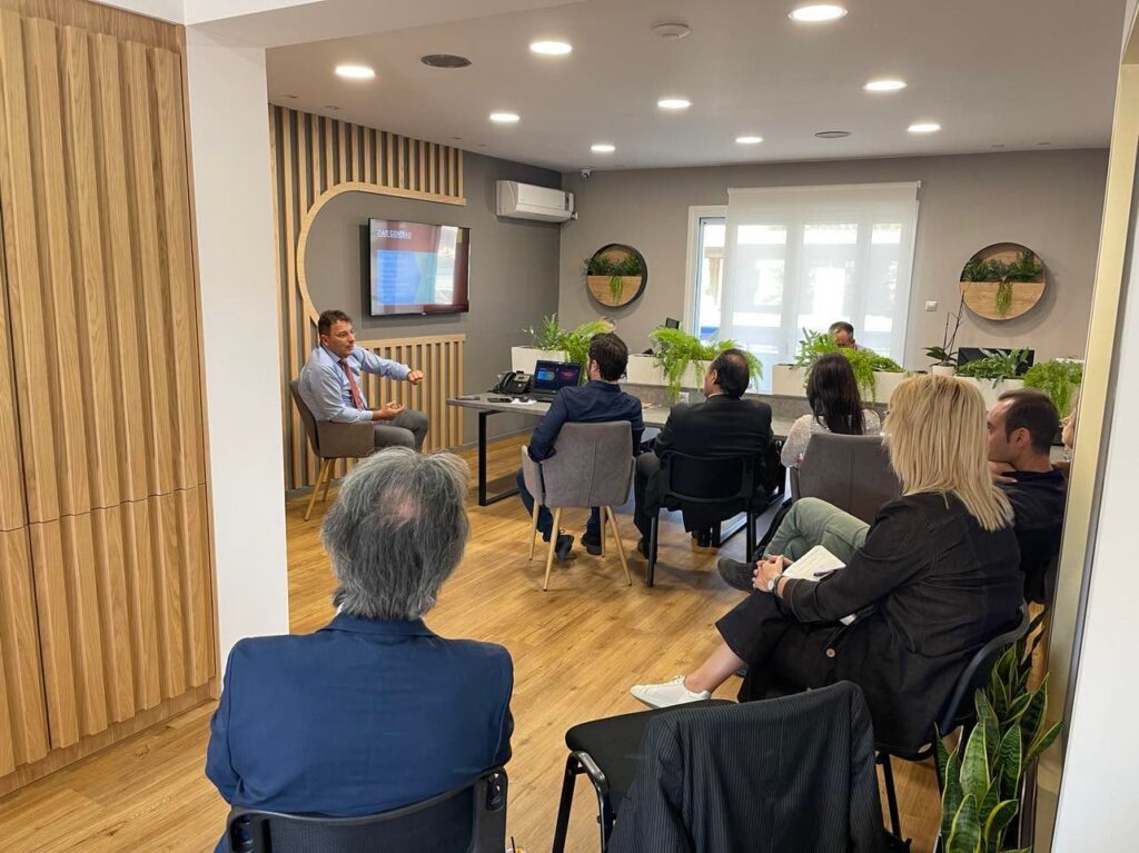 Συνάντηση εργασίας και εκπαίδευση των συνεργατών του exasfalisou.gr