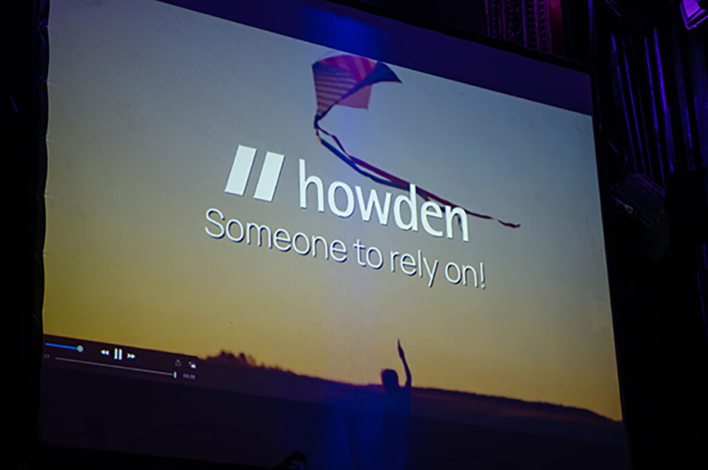 To video «ξενάγηση» στην ιστορία της Howden Hellas