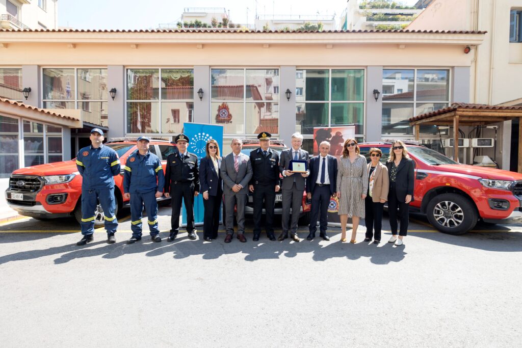 EAEE: Σημαντική δωρεά 6 οχημάτων για την ενίσχυση του Πυροσβεστικού Σώματος 2 EAEE: Σημαντική δωρεά 6 οχημάτων για την ενίσχυση του Πυροσβεστικού Σώματος