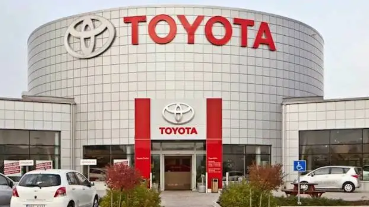 Toyota, αναστολή παραγωγής, insurance forum