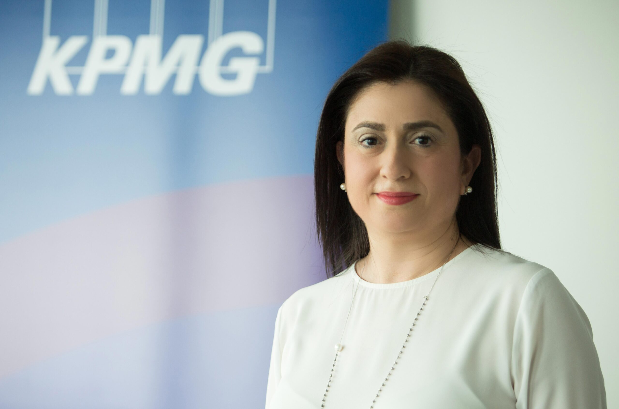 Έφη Αδαμίδου, KPMG