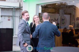 MakeSure Insurance: Εγκαίνια νέων γραφείων με στυλ και ατμόσφαιρα πάρτι! 1 MakeSure Insurance: Εγκαίνια νέων γραφείων με στυλ και ατμόσφαιρα πάρτι!