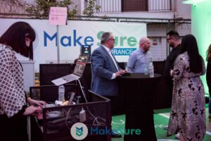 MakeSure Insurance: Εγκαίνια νέων γραφείων με στυλ και ατμόσφαιρα πάρτι! 21 MakeSure Insurance: Εγκαίνια νέων γραφείων με στυλ και ατμόσφαιρα πάρτι!