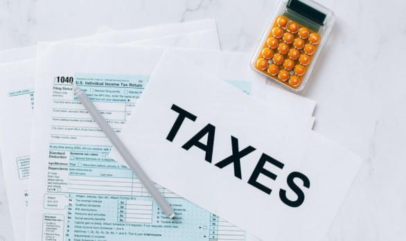 taxes, φόροι