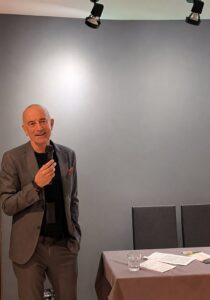 Γιώργος Αναστασίου: Από τη δημόσια εκπαίδευση στην πρώτη γραμμή της ασφαλιστικής αγοράς